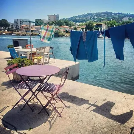 Maison Quartier Pointe-courte à Hébergement de vacances *