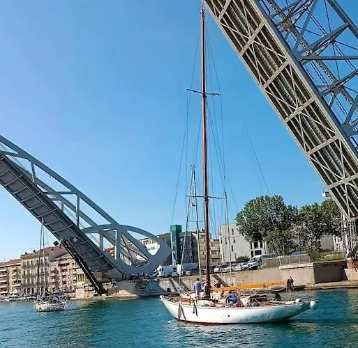 Maison Quartier Pointe-courte A Сasa de vacaciones Sète